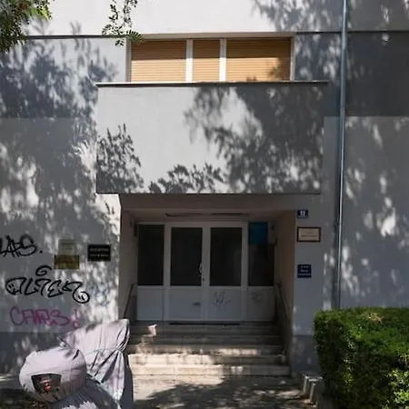 Rooftop Li -new, Modern, Center Апартаменти