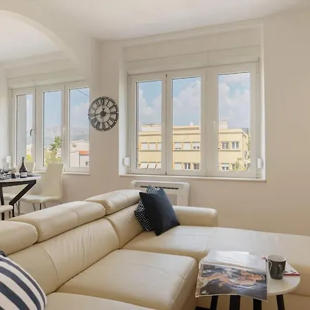 Апартаменти Rooftop Li -new, Modern, Center *