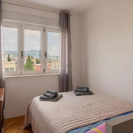 Апартаменти Rooftop Li -new, Modern, Center *